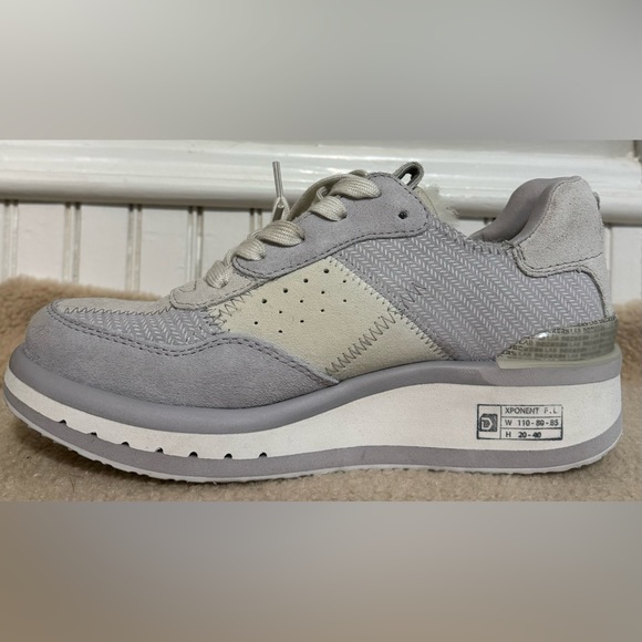 DECKERS X LAB Sneakers 6 - Picture 9 of 16